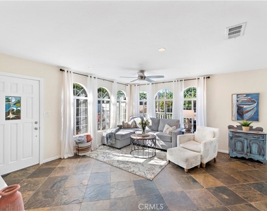 637 Saint Anns Drive - Photo Thumbnail 3