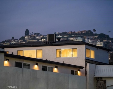 577 S Ramona #e - Photo Thumbnail 30