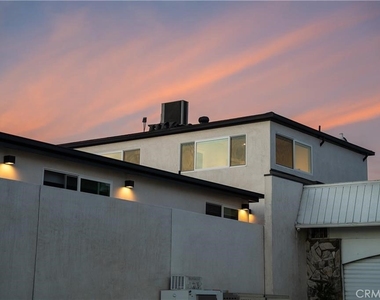 577 S Ramona #e - Photo Thumbnail 4