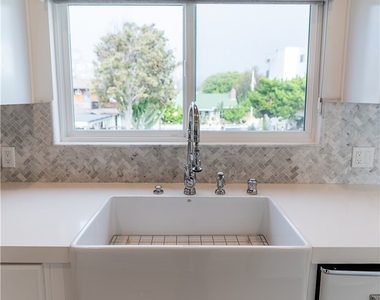 577 S Ramona #e - Photo Thumbnail 14