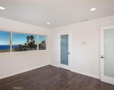 577 S Ramona #e - Photo Thumbnail 24