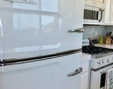 577 S Ramona #e - Photo Thumbnail 16