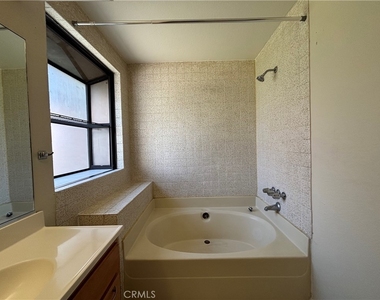 1991 Central Avenue - Photo Thumbnail 15