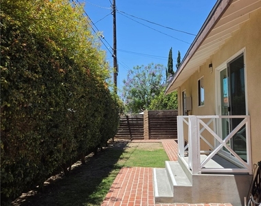 18152 Rayen Street - Photo Thumbnail 14