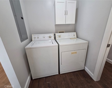 18152 Rayen Street - Photo Thumbnail 13