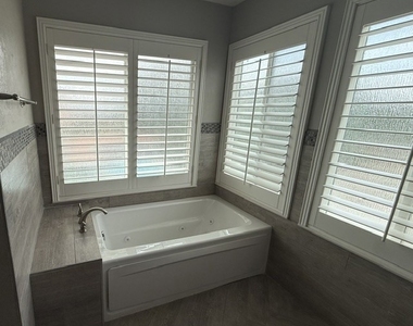 23058 Peacock Court - Photo Thumbnail 14