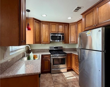 10311 Oak Bark - Photo Thumbnail 5
