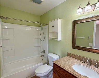 10311 Oak Bark - Photo Thumbnail 6