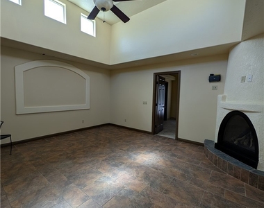 27160 Vista #3 - Photo Thumbnail 11