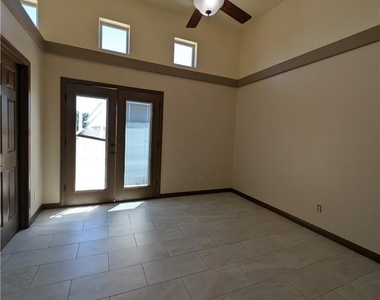 27160 Vista #3 - Photo Thumbnail 7