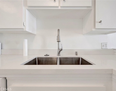 4314 Marina City Drive - Photo Thumbnail 17