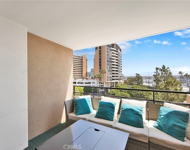 4314 Marina City Drive - Photo Thumbnail 6