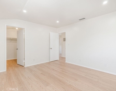 1129 Linden Avenue - Photo Thumbnail 19