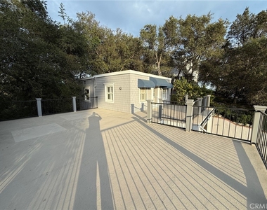 302 Churchill Road - Photo Thumbnail 16