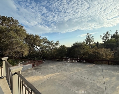 302 Churchill Road - Photo Thumbnail 17