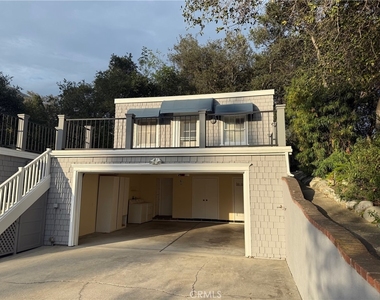 302 Churchill Road - Photo Thumbnail 2