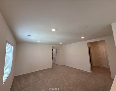 27548 Luna Avenue - Photo Thumbnail 8