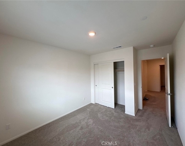 27548 Luna Avenue - Photo Thumbnail 15