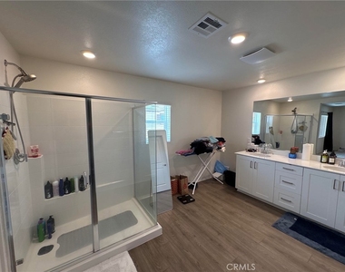 27548 Luna Avenue - Photo Thumbnail 13