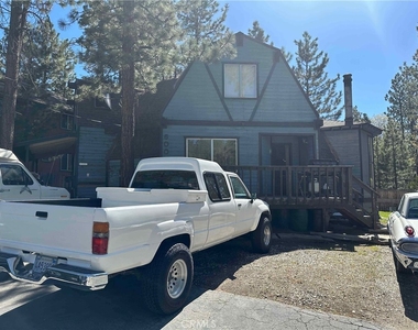 600 Summit Boulevard - Photo Thumbnail 1