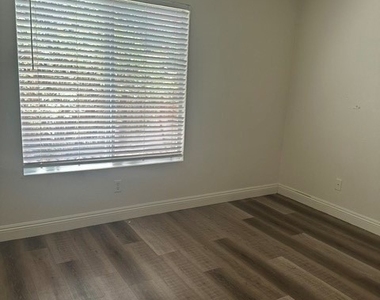 12811 Cimarron - Photo Thumbnail 15