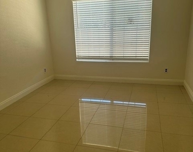 12811 Cimarron - Photo Thumbnail 3