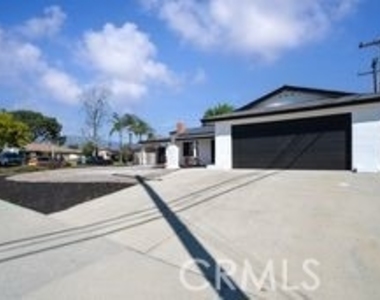 1758 N Madera - Photo Thumbnail 2