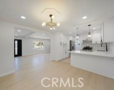 1758 N Madera - Photo Thumbnail 16