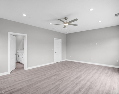 8058 Galena St. - Photo Thumbnail 12