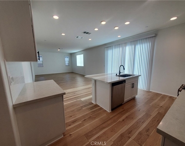 13328 Macaw Place - Photo Thumbnail 10