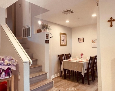 4304 Walnut Street - Photo Thumbnail 5