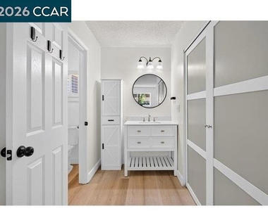1217 Mission Dr - Photo Thumbnail 4