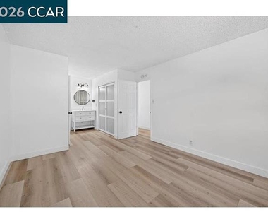 1217 Mission Dr - Photo Thumbnail 5