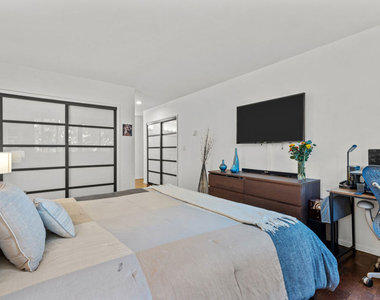 8701 Delgany Avenue - Photo Thumbnail 14