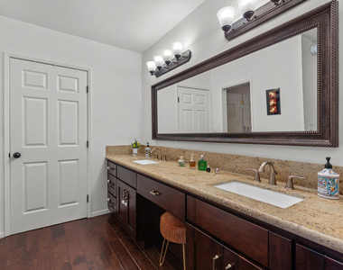 8701 Delgany Avenue - Photo Thumbnail 11