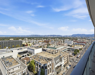 3785 Wilshire Boulevard - Photo Thumbnail 33