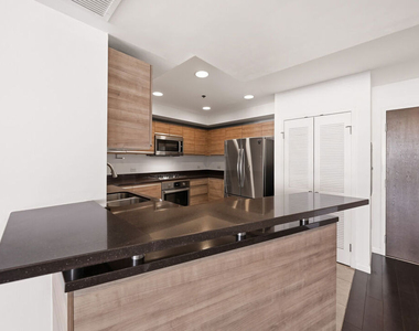 3785 Wilshire Boulevard - Photo Thumbnail 8