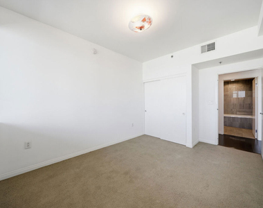 3785 Wilshire Boulevard - Photo Thumbnail 17