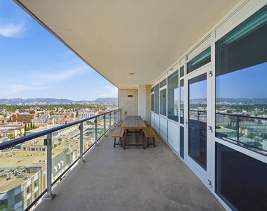 3785 Wilshire Boulevard - Photo Thumbnail 30