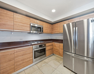 3785 Wilshire Boulevard - Photo Thumbnail 6