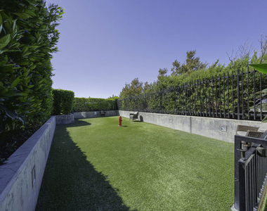 3785 Wilshire Boulevard - Photo Thumbnail 45