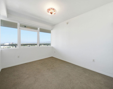 3785 Wilshire Boulevard - Photo Thumbnail 16