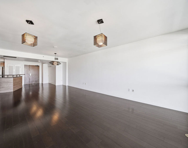 3785 Wilshire Boulevard - Photo Thumbnail 13