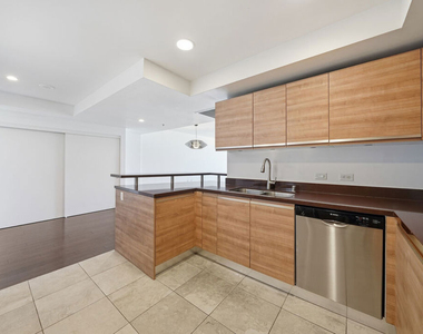 3785 Wilshire Boulevard - Photo Thumbnail 7
