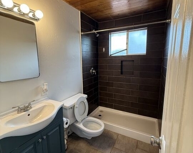 42995 Sunset Drive - Photo Thumbnail 9