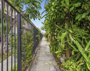 417 N Alhambra Avenue - Photo Thumbnail 29