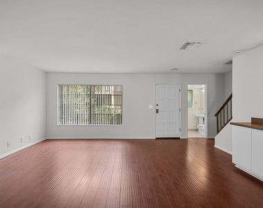 417 N Alhambra Avenue - Photo Thumbnail 6