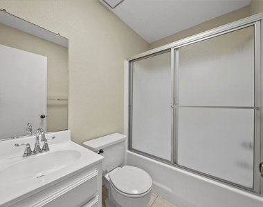 417 N Alhambra Avenue - Photo Thumbnail 21