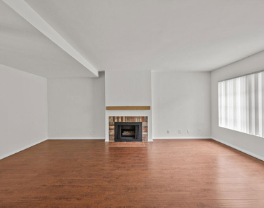 417 N Alhambra Avenue - Photo Thumbnail 2