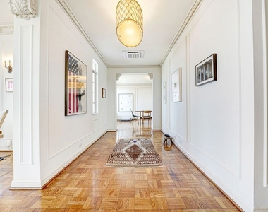 450 N Rossmore Avenue - Photo Thumbnail 12